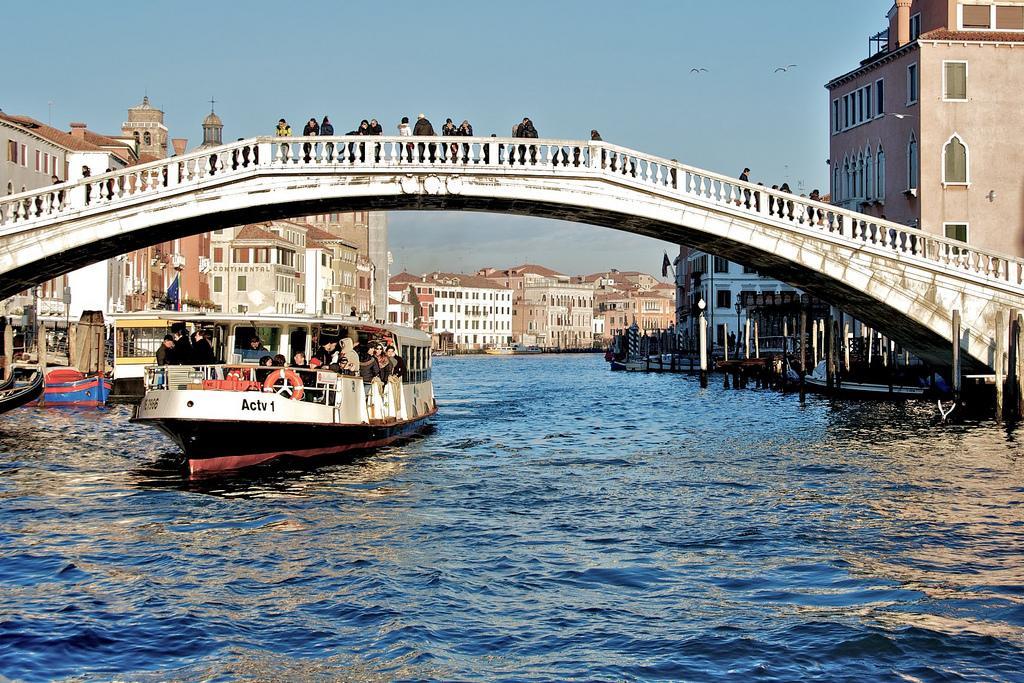 Residenza Ponte Degli Scalzi Venedig Exterior foto